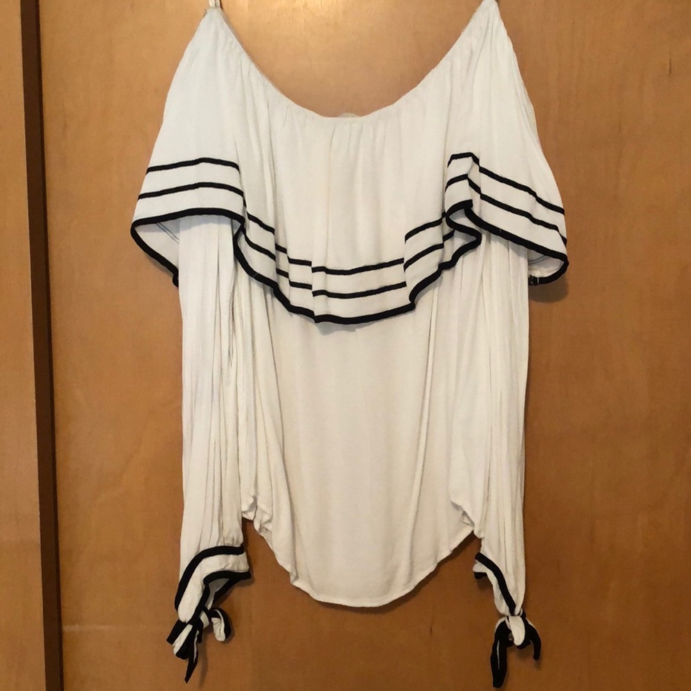 Forever 21 Long Sleeve Blouse- PERFECT CONDITION